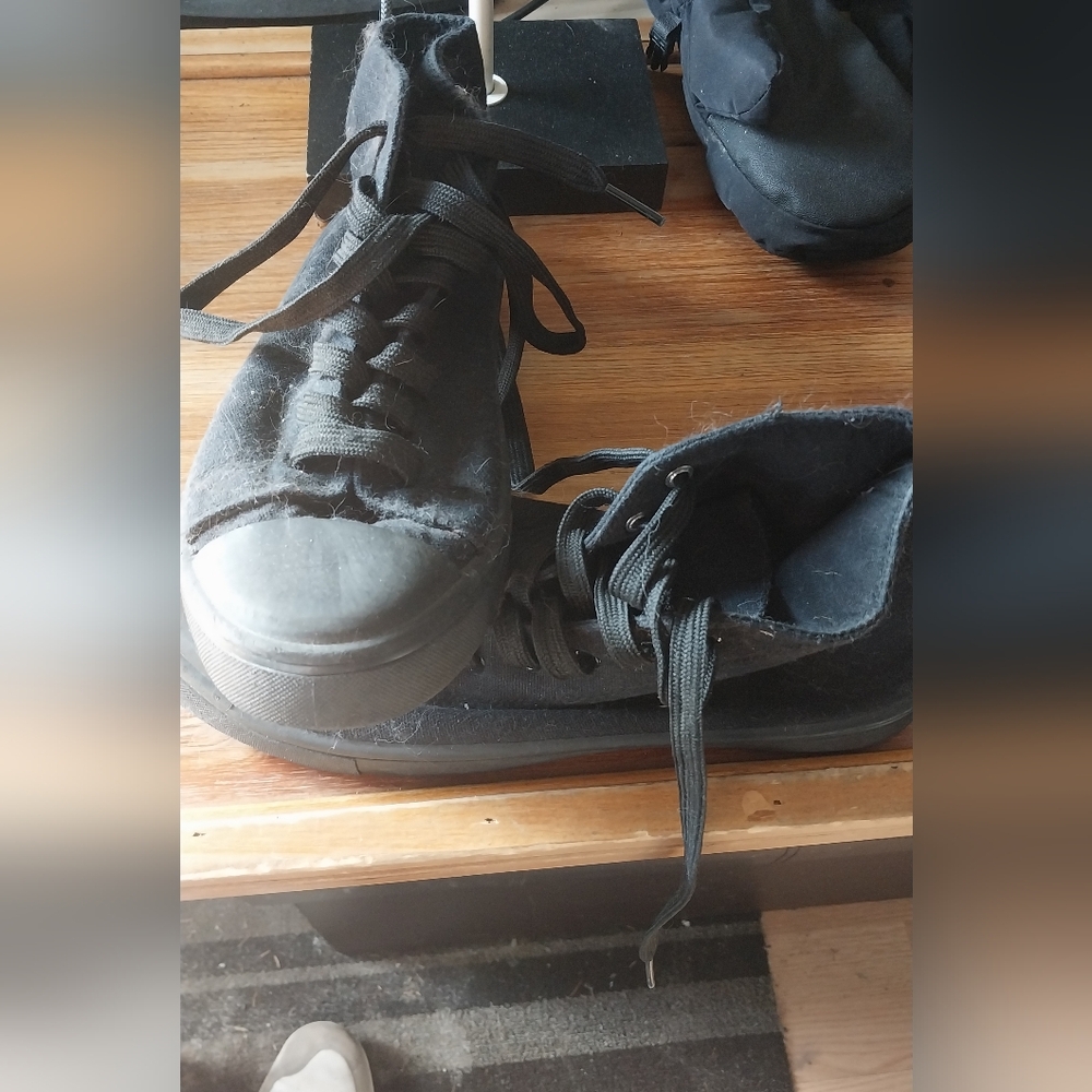Woman S Black Casual Sneakers